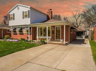 20843 Bayside St, Saint Clair Shores, MI 48081