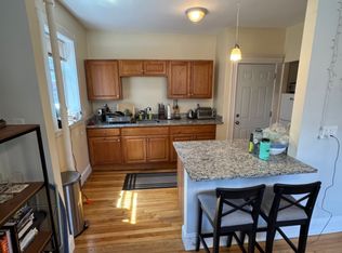 6 Sherborn Ct APT 6, Medford, MA 02155