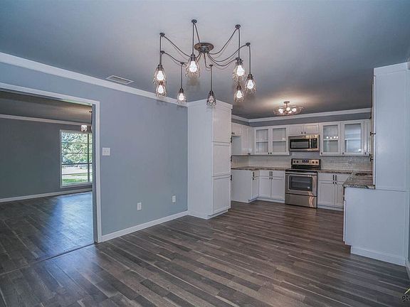 5th image of 312 Flenniken St