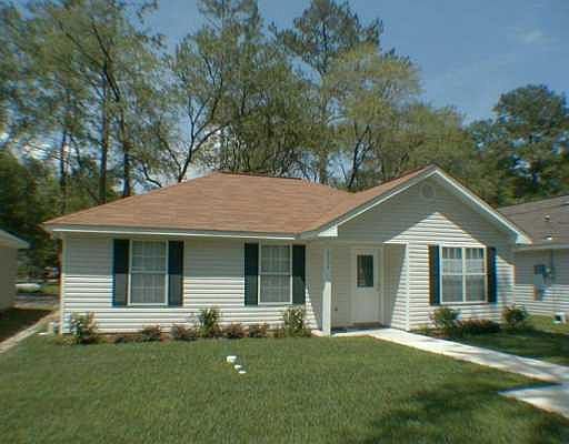 1st image of 109 Tulip St