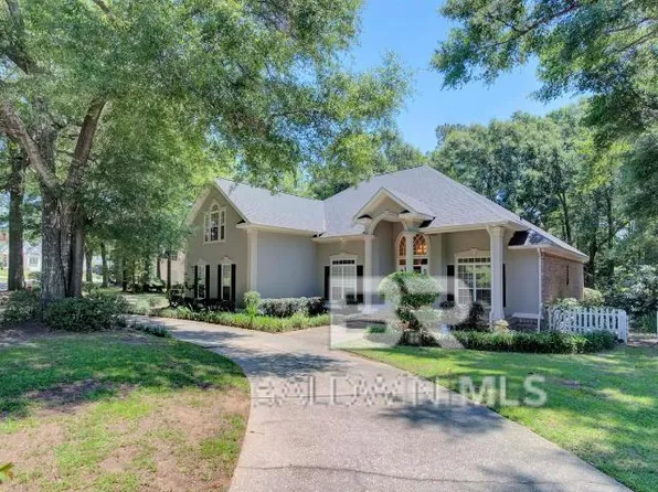 124 North Dr, Fairhope, AL 36532