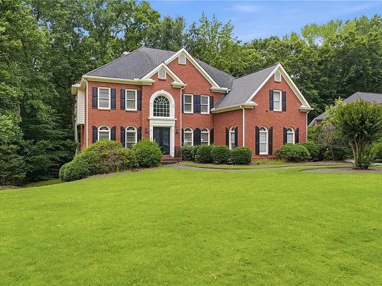 730 Rose Creek Cir — Photo 1