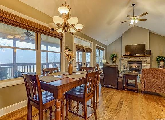 5th image of 837 High Vista Dr