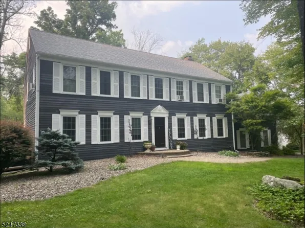 150 W Springtown Rd, Washington Twp., NJ 07853