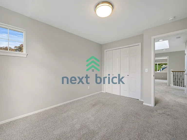 25041 SE 42nd St — Photo 14