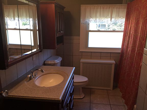 5th image of 1323 Avon Dr