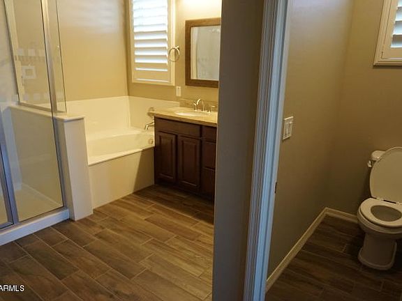 4th image of 4140 E Yellowstone Pl