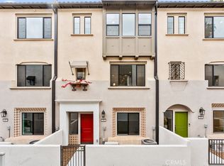 106 Kimberwick Ct, Burbank, CA 91506