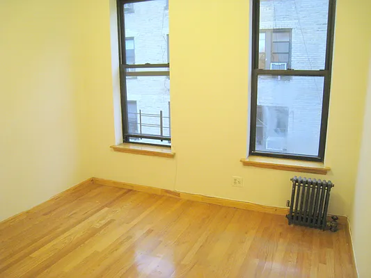 Rented by Arvik Group Real Estate | media 33