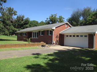 2178 Tryon Courthouse Rd, Bessemer City, NC 28016