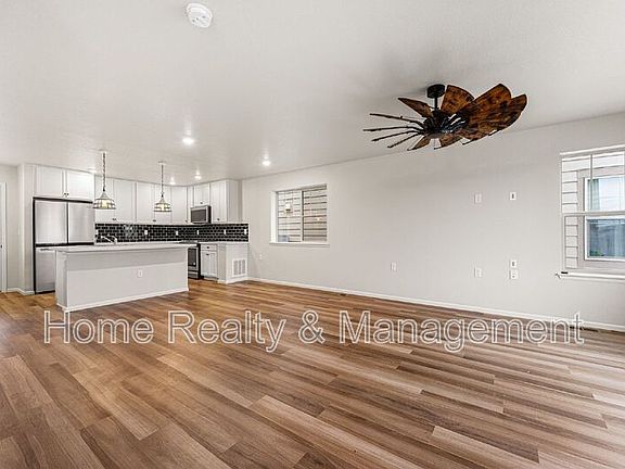 5th image of 12760 Tamarac St