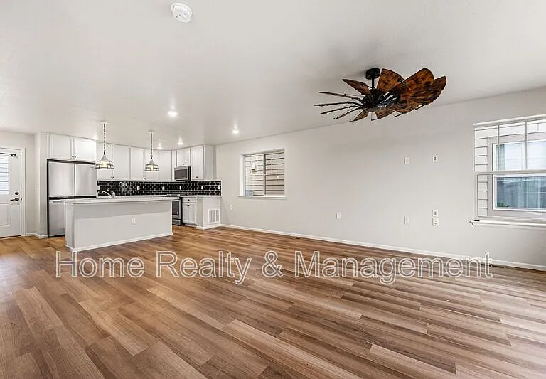12760 Tamarac St — Photo 5