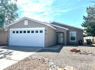 3760 Rancher Loop NE, Rio Rancho, NM 87144