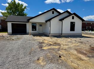 110 Bow Bridge Dr, Berea, KY 40403