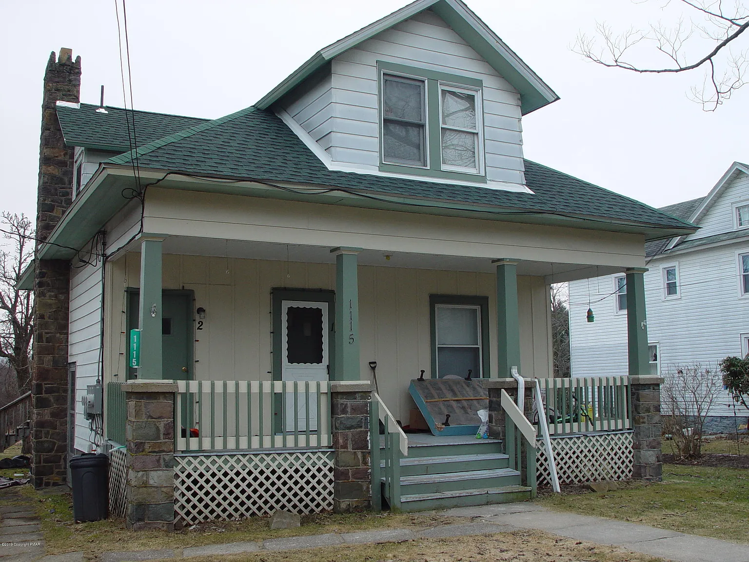 1115 Mill St photo 1