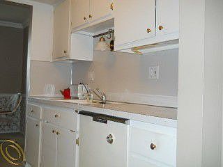 4th image of 436 Riviera Dr