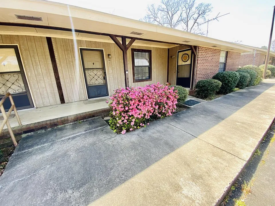 145 E Pine St #1E