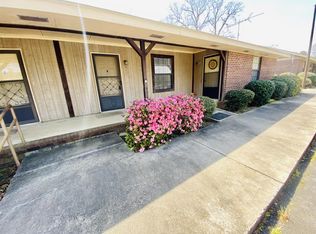 145 E Pine St #1E, Comer, GA 30629