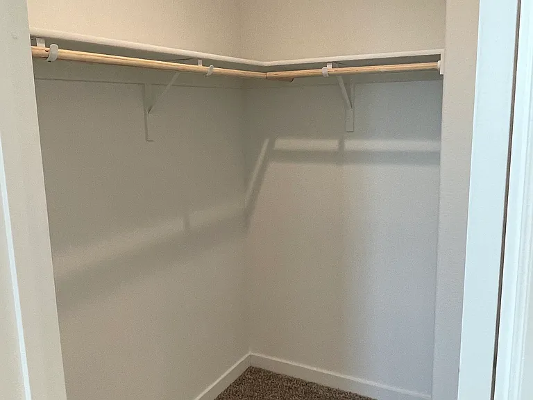 129 Sophia Ct — Photo 24