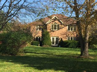 5N885 Dunham Cir, Wayne, IL 60184