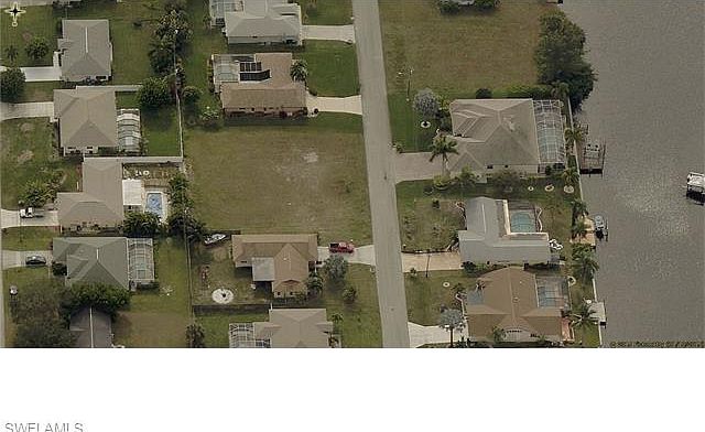 2nd image of 4505 SW 1st Pl