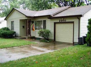 2001 SW McAlister Ave, Topeka, KS 66604