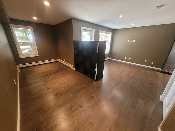 5th image of 230 Slimmon Rd #111