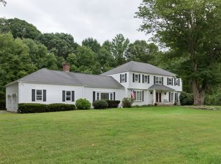 11 White Tail Ln, Trumbull, CT 06611