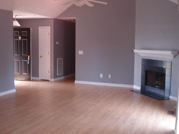 3rd image of 217 Moss Creek Dr NE