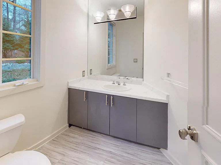 9629 Eagle Ridge Dr — Photo 28