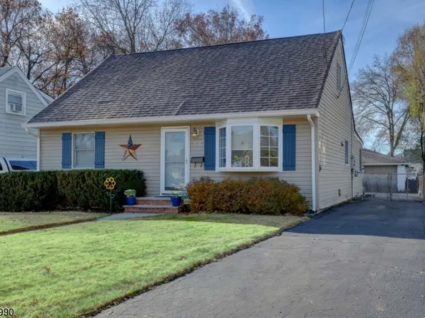 28 Central Ave, Pompton Lakes Boro, NJ 07442