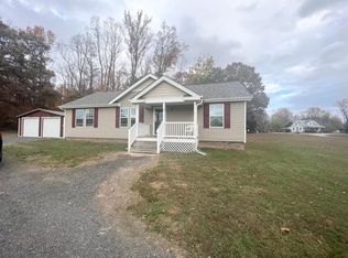 15 Fannies Ln, Fredericksburg, VA 22405