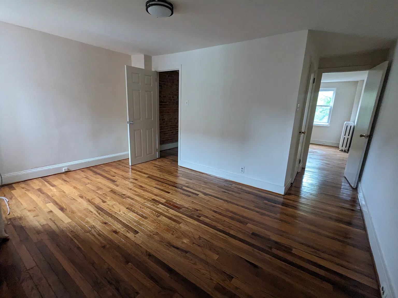 2127 Wallace Street — Photo 2