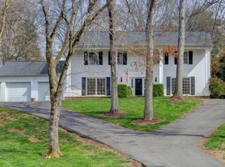 1554 SW Agawela Ave, Knoxville, TN 37919