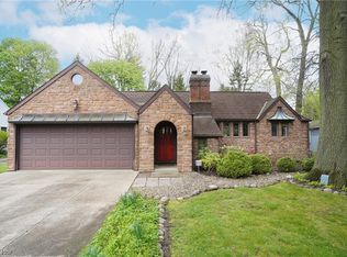 2903 Lee Rd, Stow, OH 44224