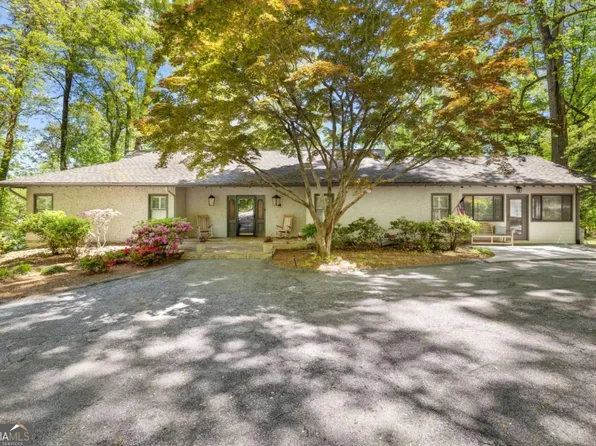 3968 Oak Harbour Dr, Gainesville, GA 30506
