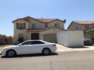 2828 Emerald Ln, Lancaster, CA