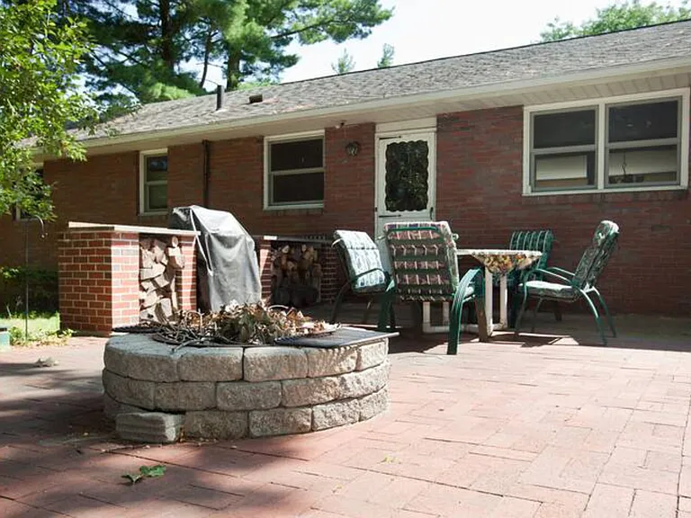 Bemis Rd — Photo 20
