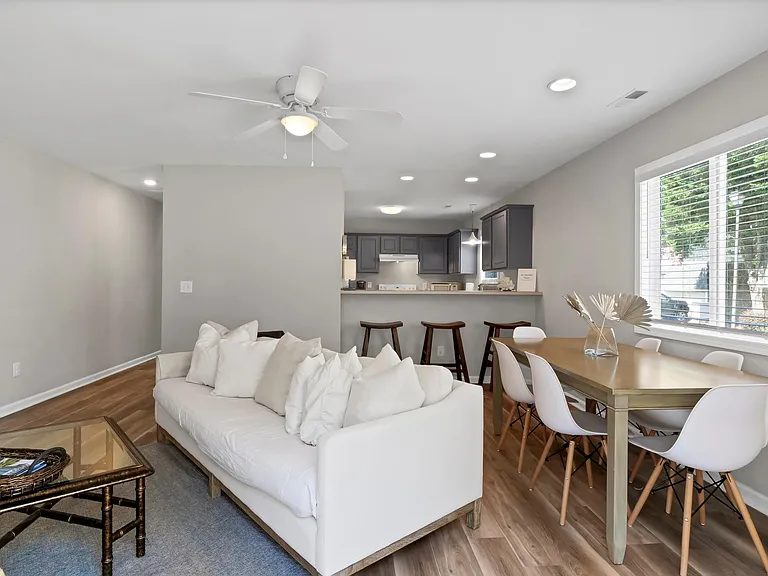 6328 Wrightsville Ave #G4 — Photo 6