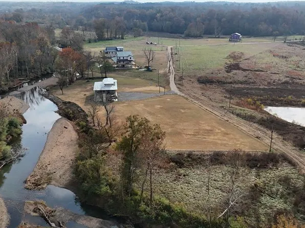 10 Brian Dr, Nashville, AR 71852