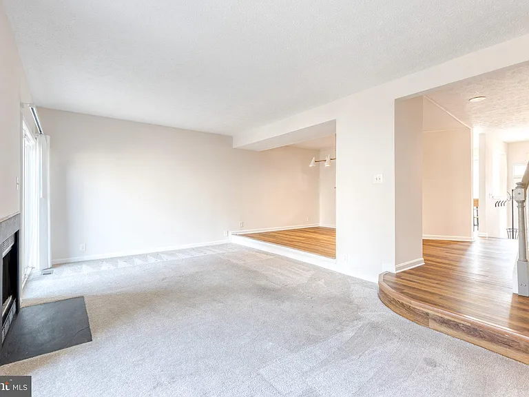 5933 Cedar Fern Ct — Photo 4