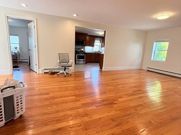 3rd image of 21 Monastery Rd #1
