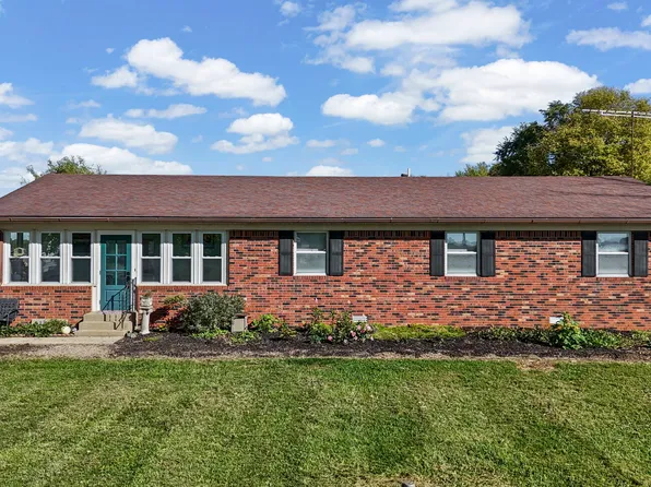 6510 E Middletown Rd, Waldron, IN 46182