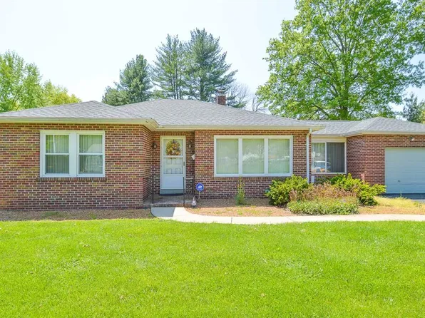 1609 Caseyville Ave, Swansea, IL 62226