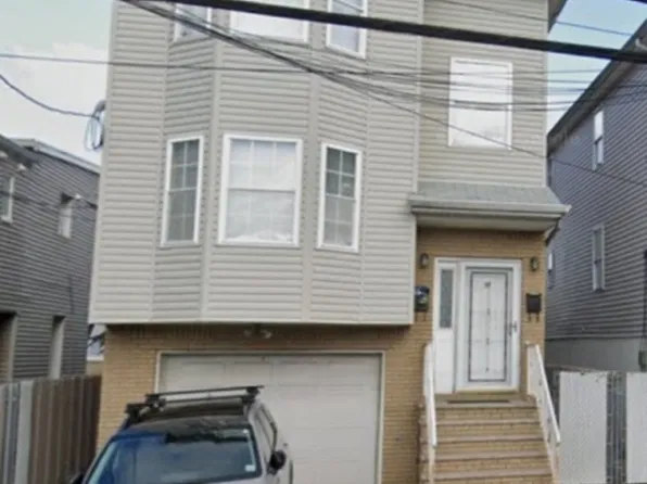 57 Hartford St, Newark City, NJ 07103