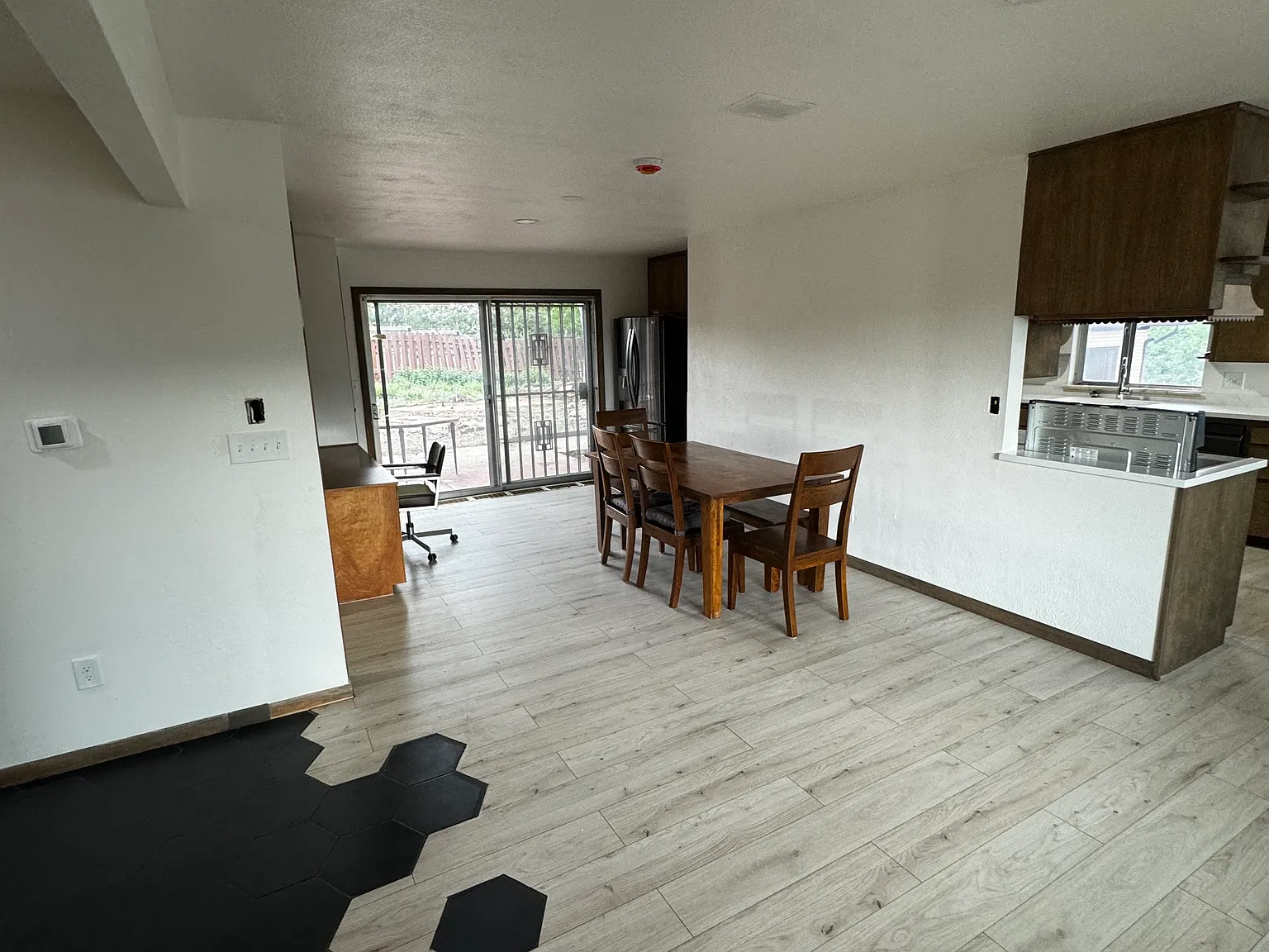 2301 Condor St — Photo 2