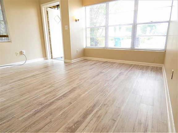 2nd image of 1606 Haven Dr