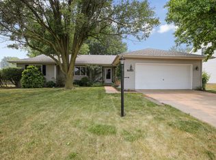 1509 Manchester Dr, Champaign, IL