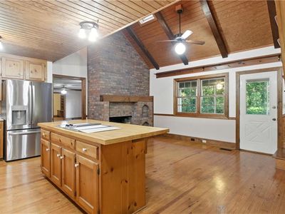 2110 Stoneleigh Dr, Stone Mountain, GA, 30087