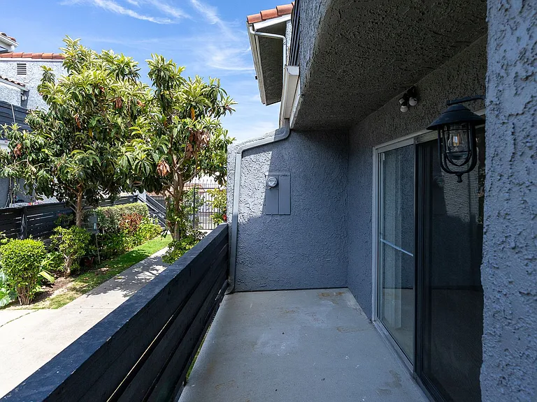 4578 Saviers Rd — Photo 3